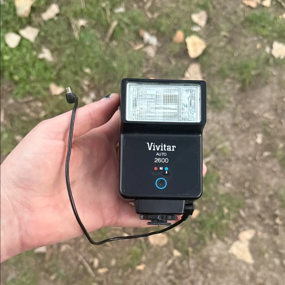 VIVITAR auto 2600 flash